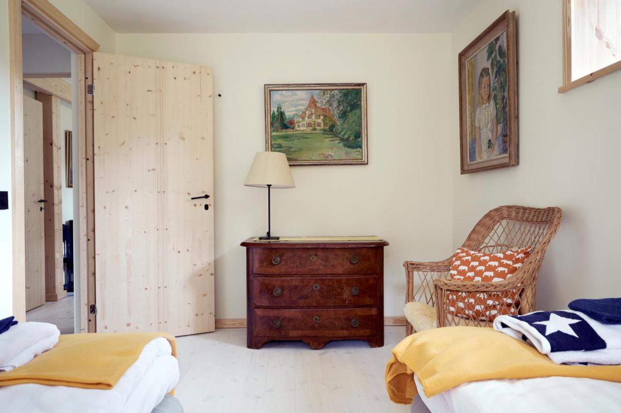 Villa Spectacular 6-Bed House In Beautiful Manor Park Mariefred Exterior foto