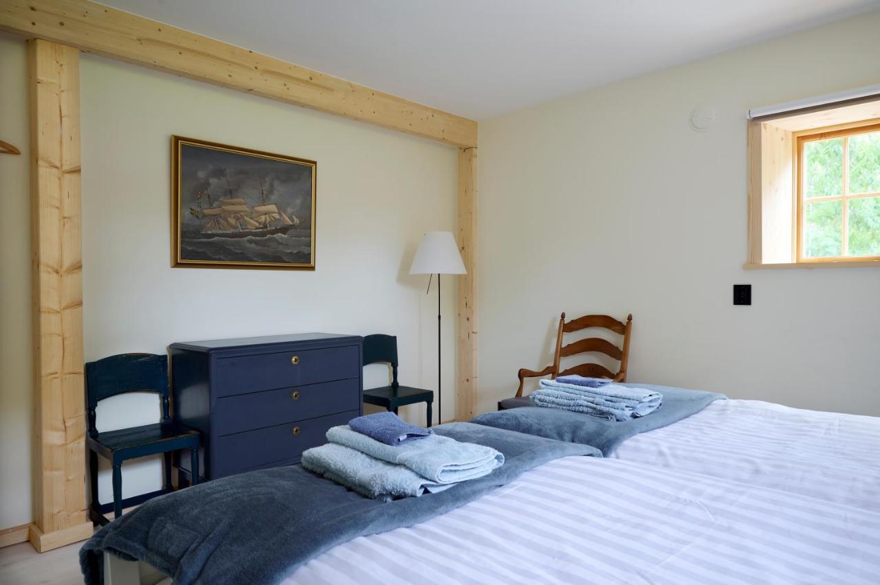 Villa Spectacular 6-Bed House In Beautiful Manor Park Mariefred Exterior foto